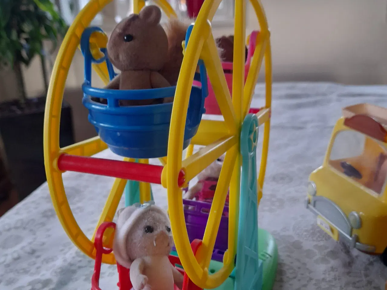 Billede 3 - Samling af Sylvanian families, mange dele.