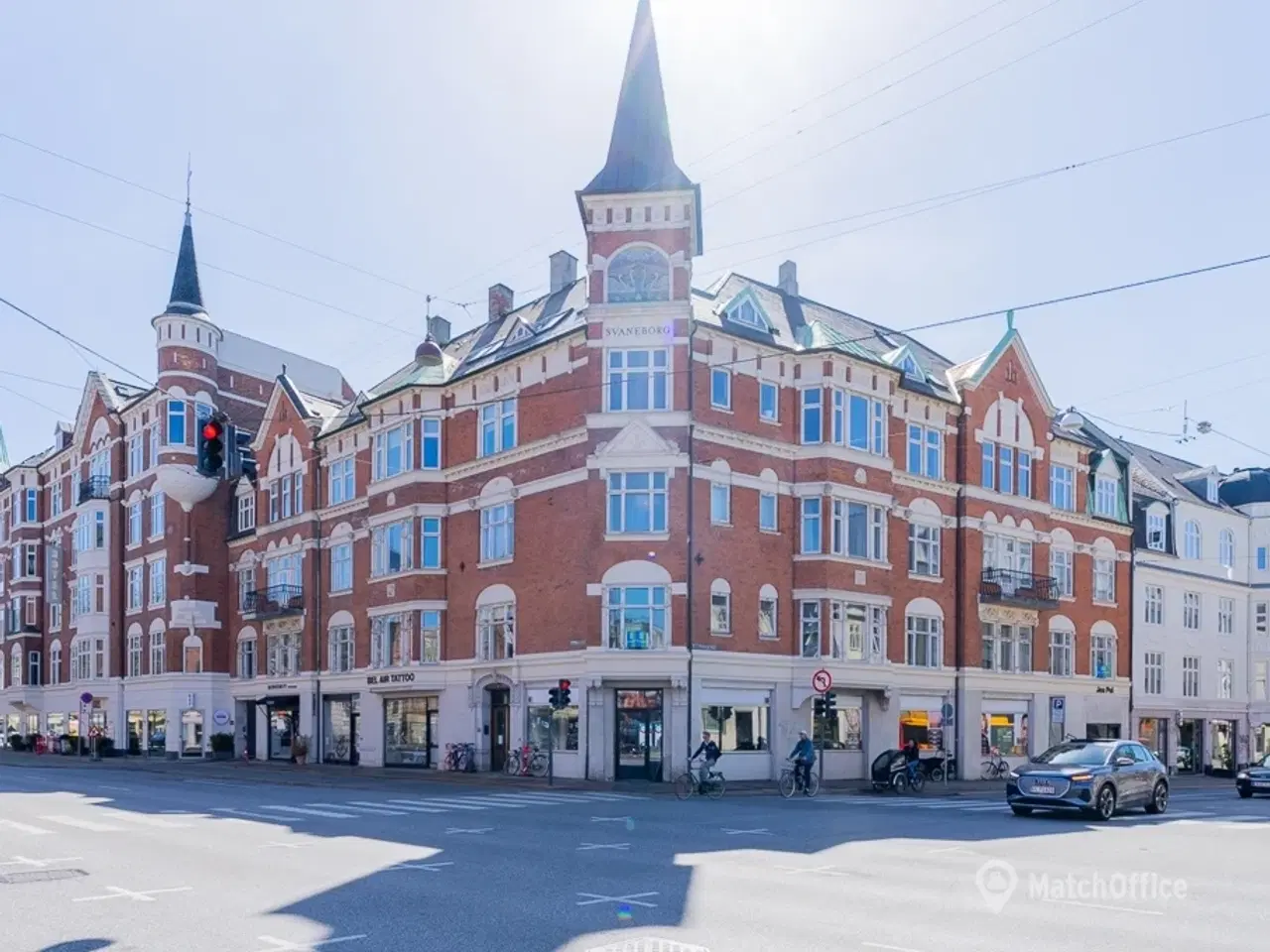 Billede 1 - UDLEJES: Stort og veleksponeret butikslejemål på hjørnet af Åboulevard og H.C. Ørsteds Vej