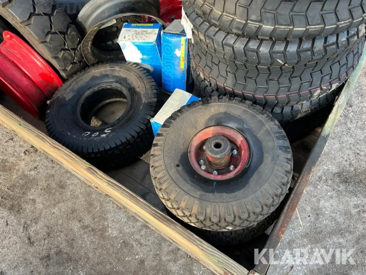 Billede 4 - Dæk blandet lot