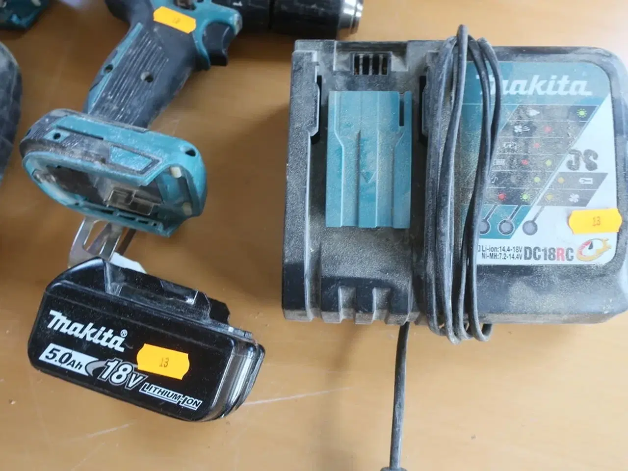 Billede 5 - Akkuværktøj MAKITA stiksav, nøgler m.v. inkl. lader og ét batteri