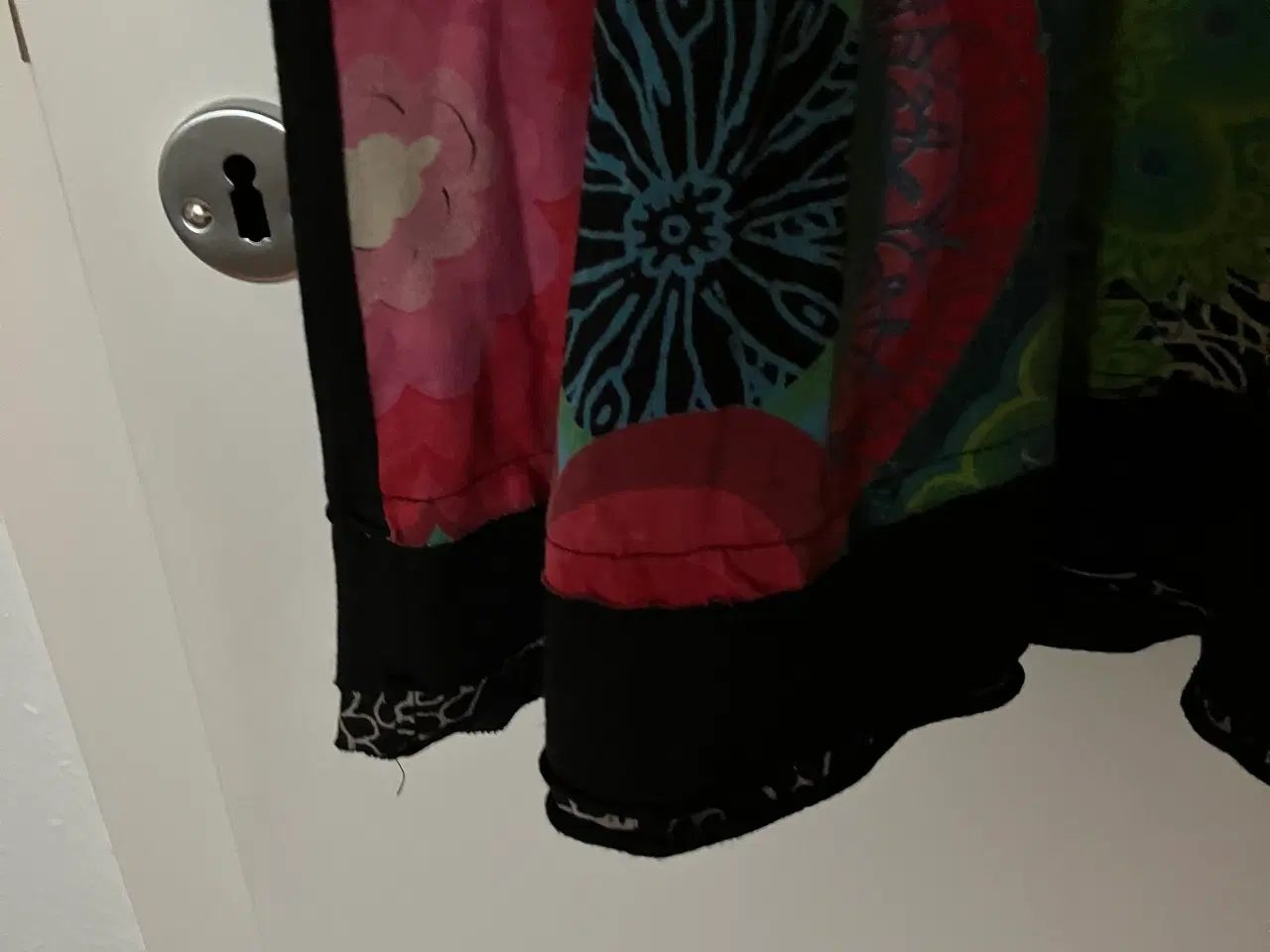 Billede 5 - Desigual hverdagskjole til kvinder i størrelse M.