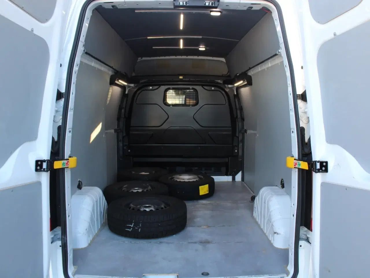 Billede 11 - Ford Transit Custom 320L 2,0 TDCi 130 Trend