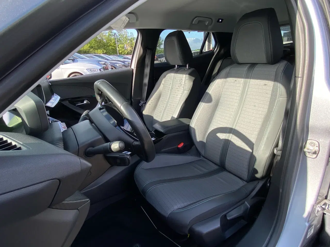 Billede 5 - Peugeot 2008 1,2 PureTech Allure Pack 130HK 5d