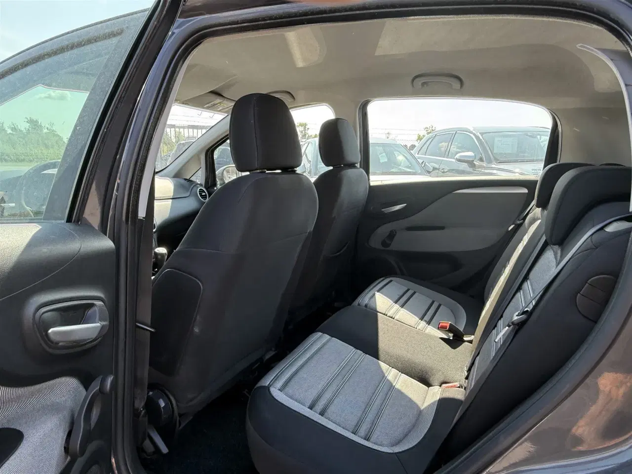 Billede 6 - Fiat Punto 1,3 JTD Evo Active 74HK 3d