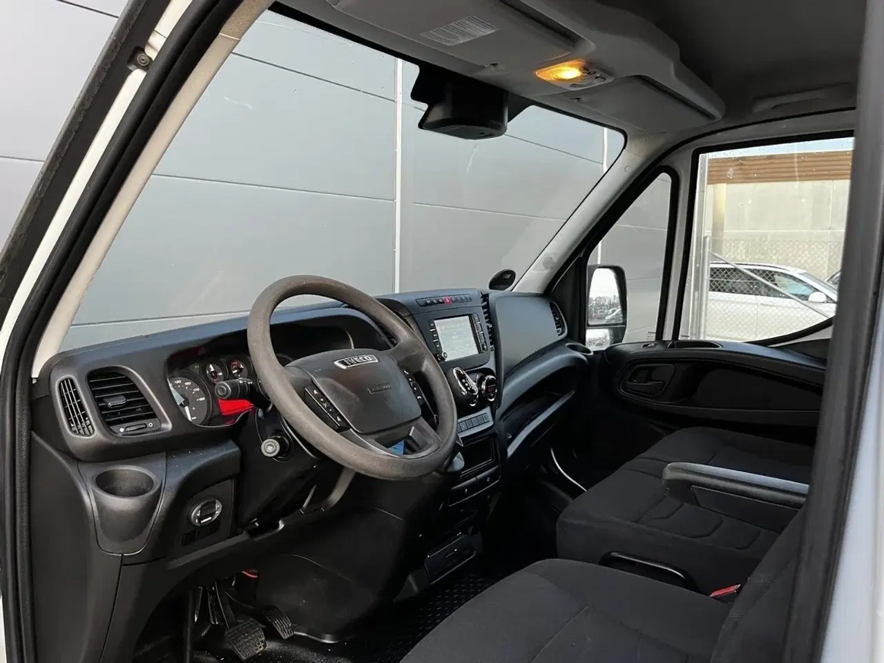 Billede 10 - Iveco Daily 3,0 35S17 12m³ Van AG8