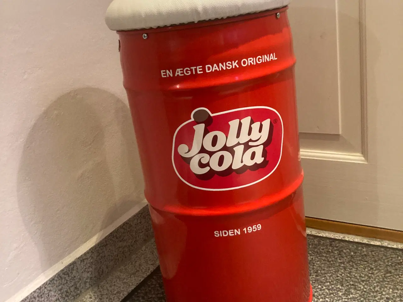 Billede 1 - Jolly cola skammel
