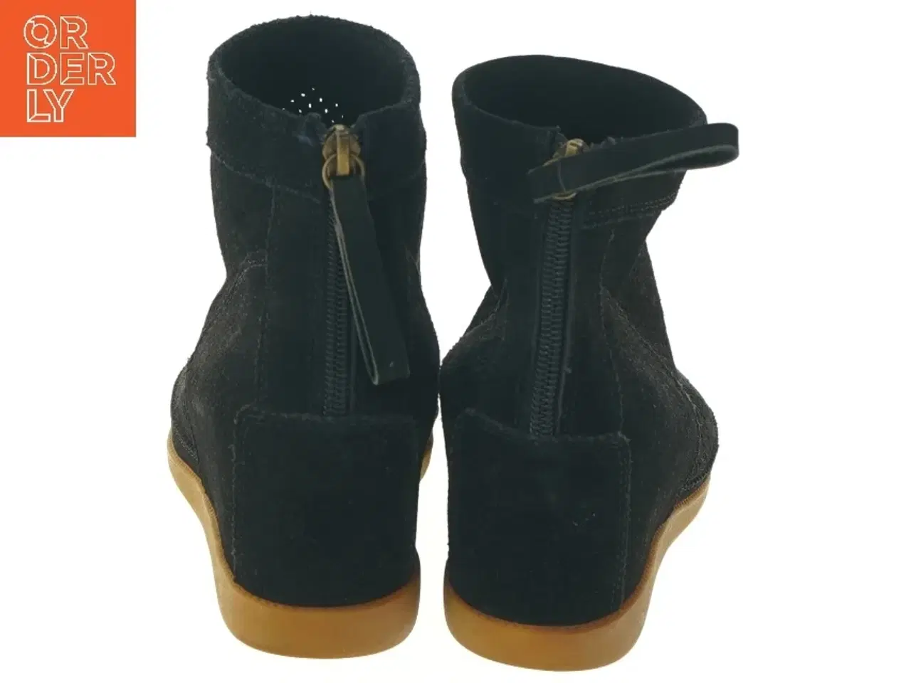 Billede 5 - Sorte ankelstøvler med gummisål fra Shoe The Bear (str. 39 )