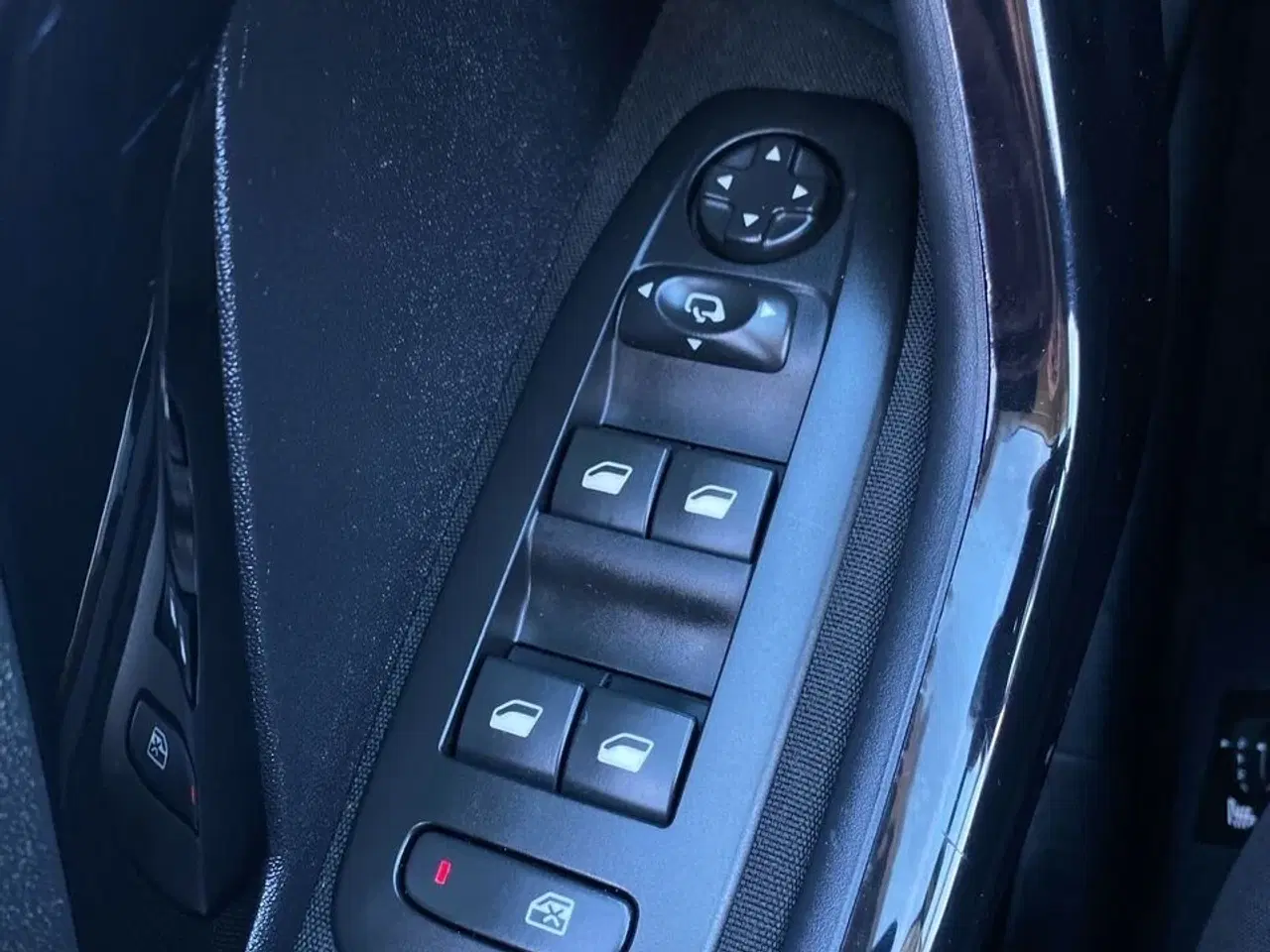 Billede 17 - Peugeot 208 1,2 VTi Allure 82HK 5d