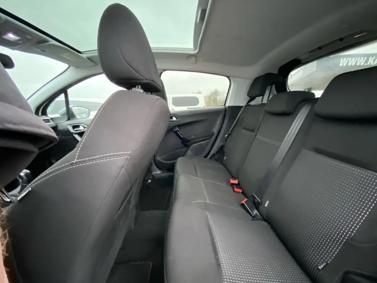 Billede 11 - Peugeot 208 1,6 BlueHDi Selection Sky 100HK 5d