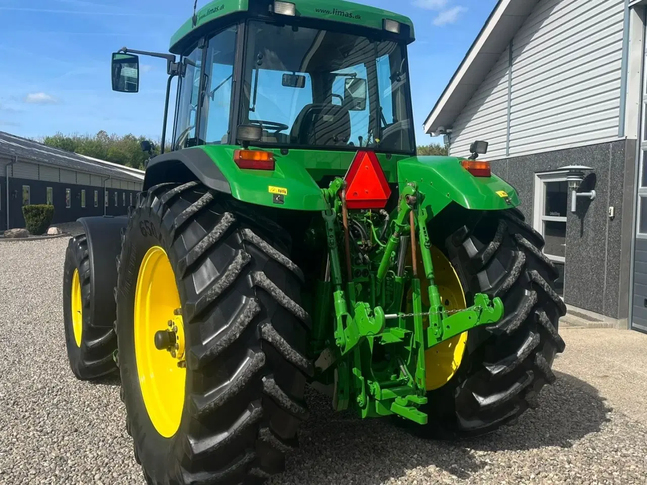 Billede 12 - John Deere 7710 8.1L motor, store hjul og frontlift. En ejeres velholdt gård traktor.