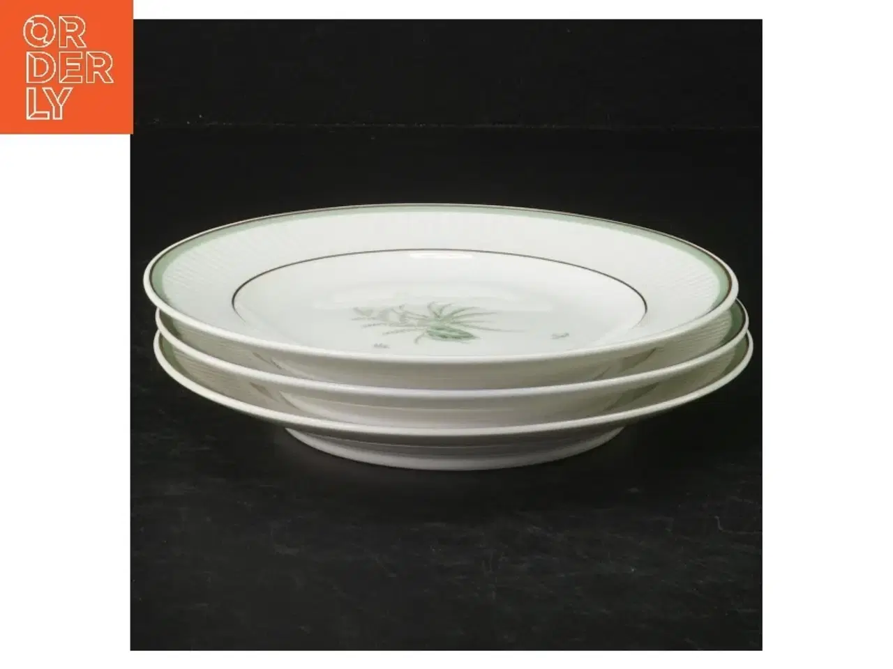 Billede 1 - Grøn Melodi RC Porcelænstallerkener med botanisk motiv fra Royal Copenhagen (str. Ø 15,5)