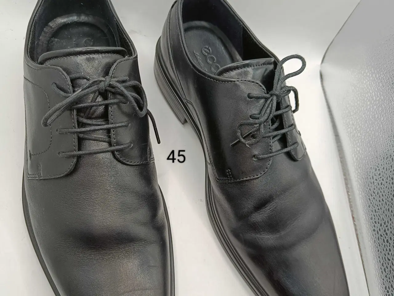 Billede 1 - Ecco sort læder sko 45str