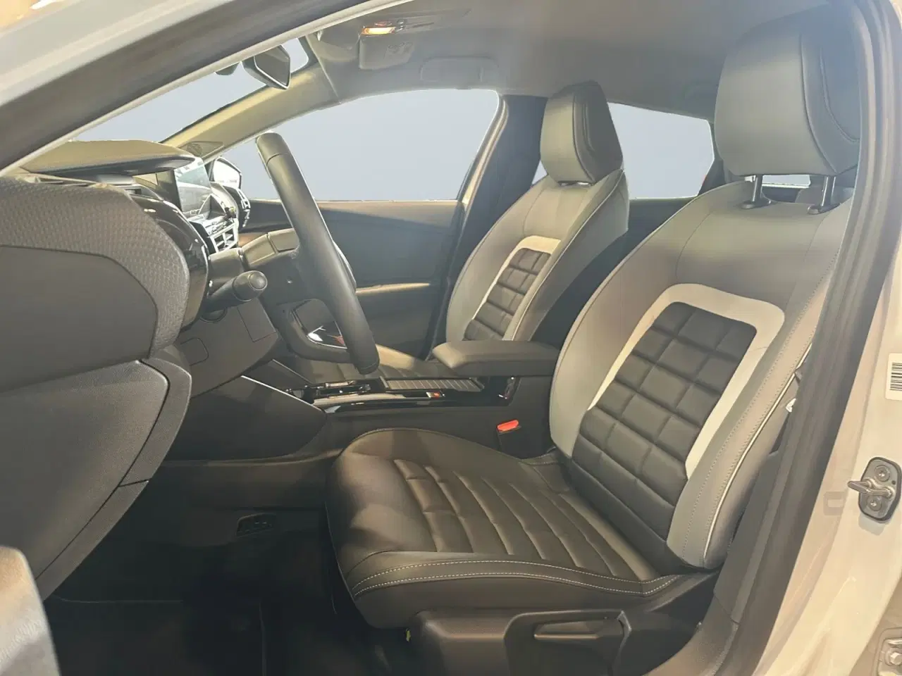 Billede 10 - Citroën ë-C4 54 VTR Sport