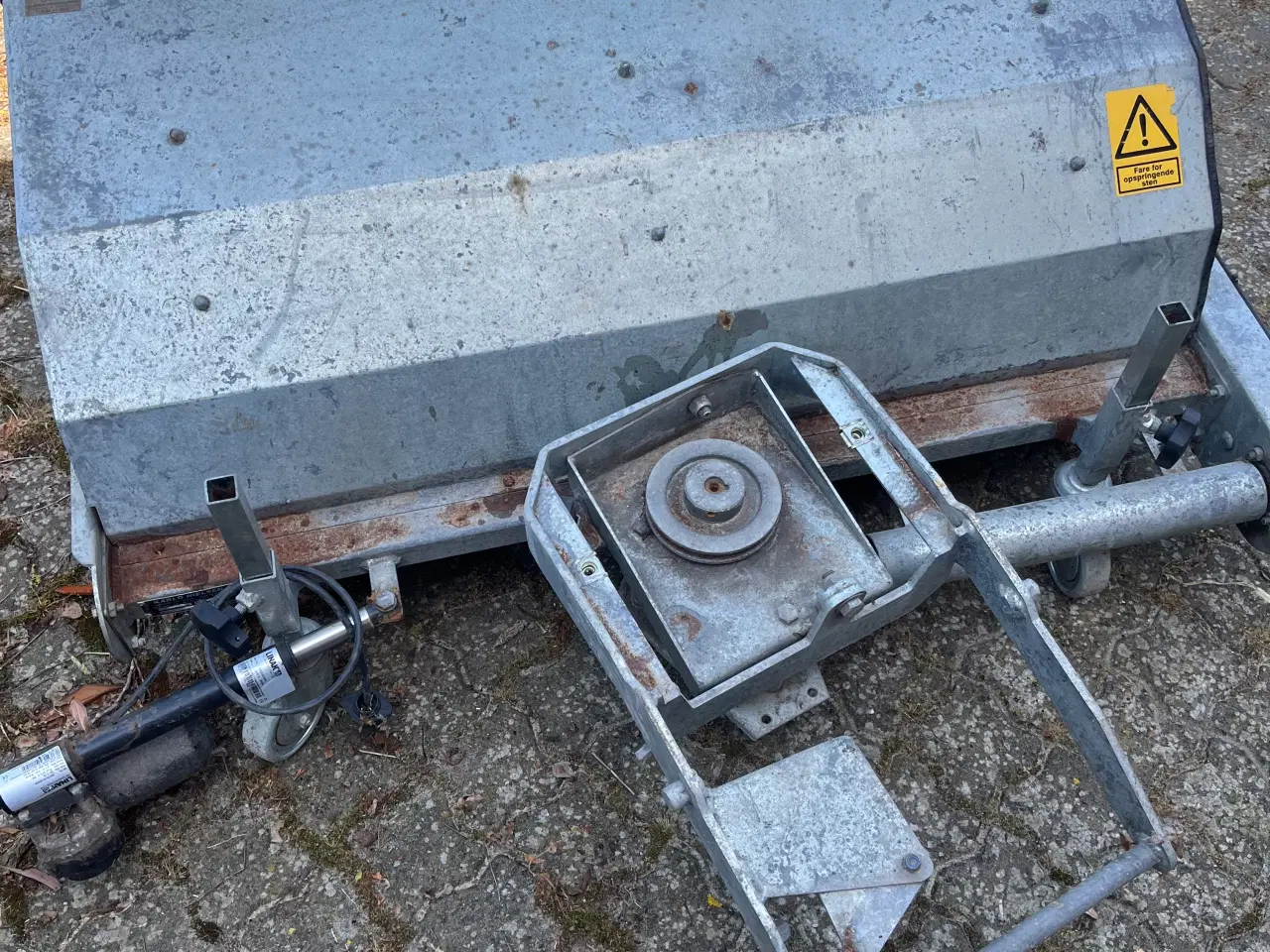 Billede 1 - Fejekost til husqvarna