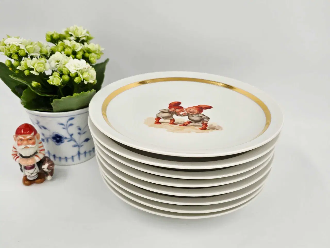 Billede 4 - Royal Copenhagen Nisse Kagetallerken 1 sortering 