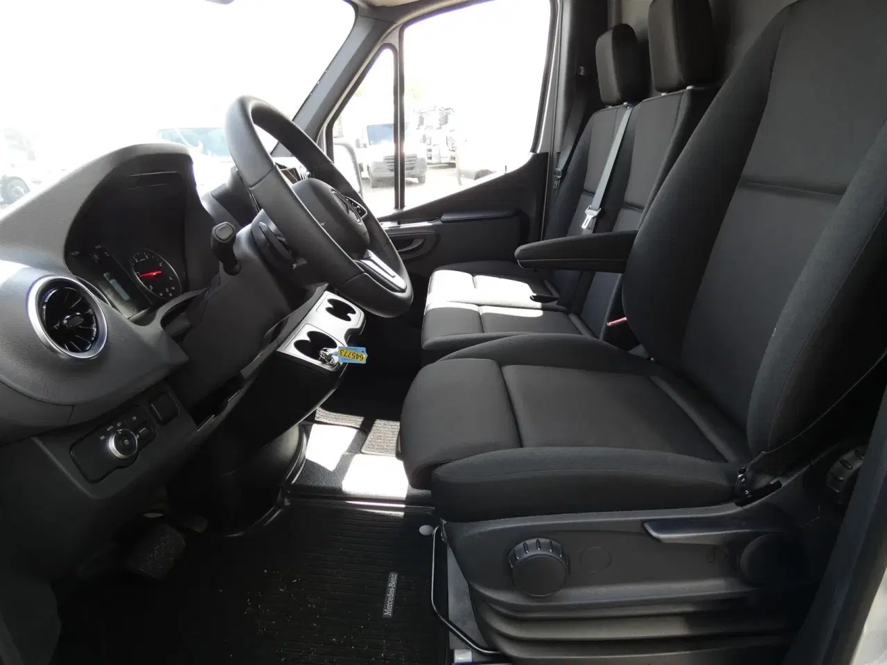 Billede 10 - Mercedes-Benz Sprinter 319 2,0 CDI A2 H2 RWD 9G-Tronic 190HK Van Aut.