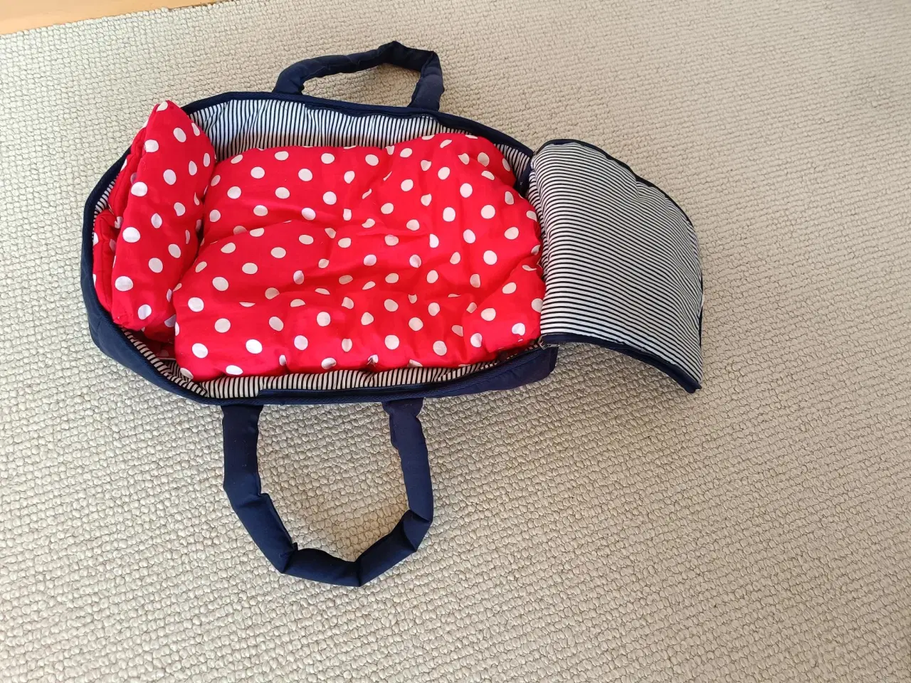 Billede 6 - Flot dukkevogn med justerbart håndtag