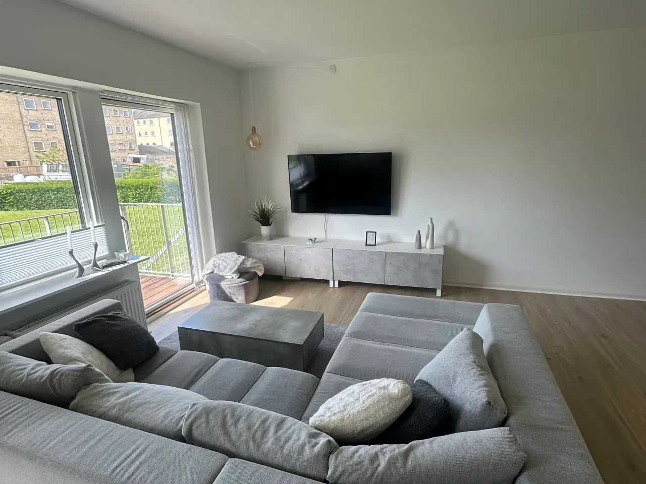 Billede 2 - Flot sofa sælges billigt. 