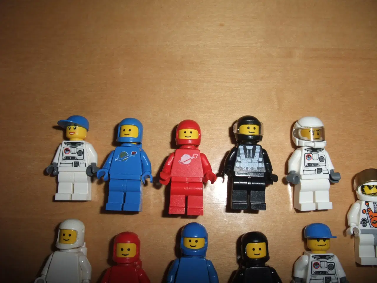 Billede 2 - Lego Space/Rumfart Figurer