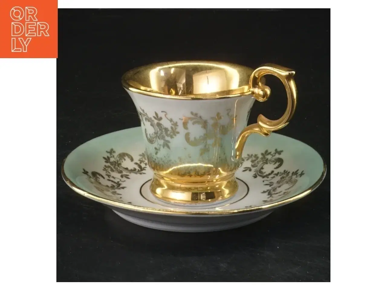 Billede 1 - Porcelæns kaffekop med underkop (str. Ø 12&5,5x9 cm)