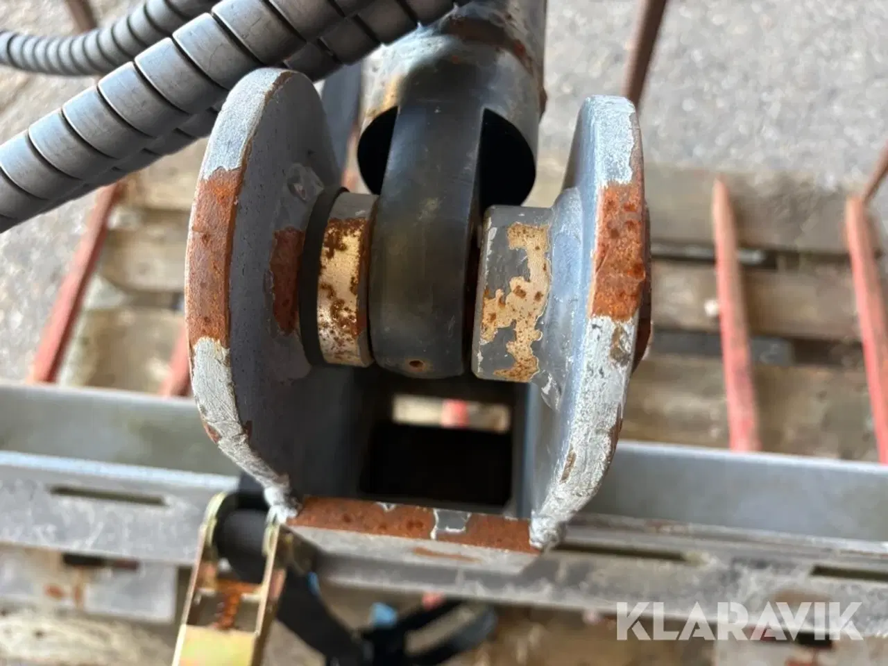 Billede 10 - Overfaldsgrab Bobcat