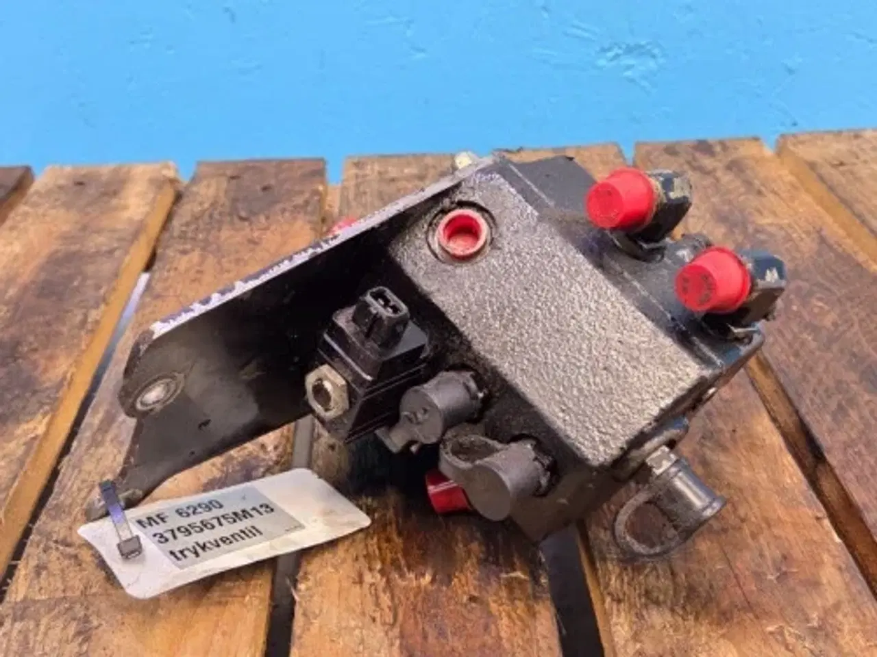 Billede 13 - Massey Ferguson 6290 Trykventil 3795675M13