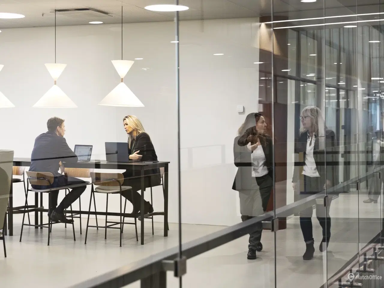 Billede 14 - Et kontorhus med udsigt lys og luft