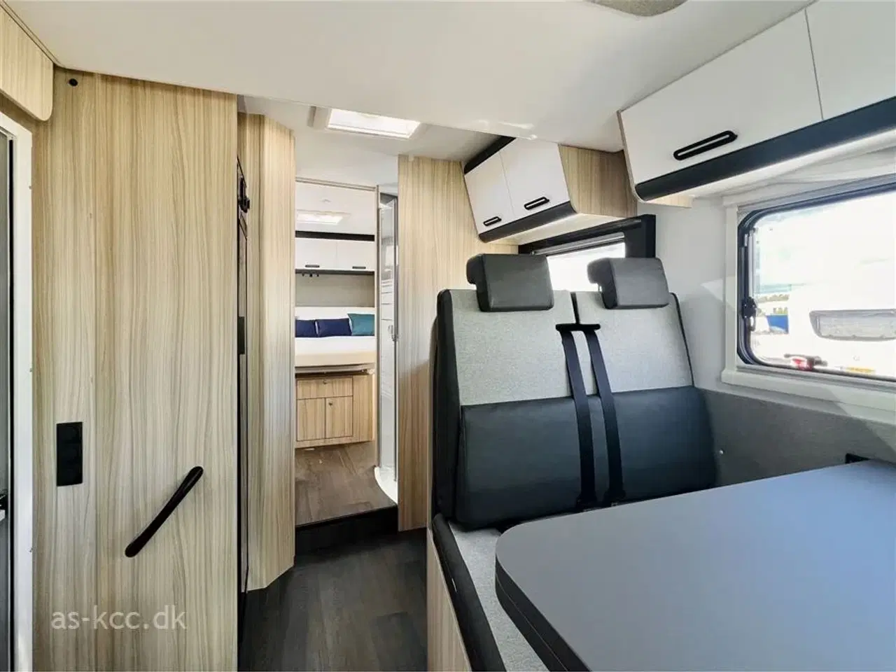 Billede 9 - 2024 - Sun Living S 75 SC   Ny Sun Living S 75 SC automat gear og fritstående dobbelt seng.