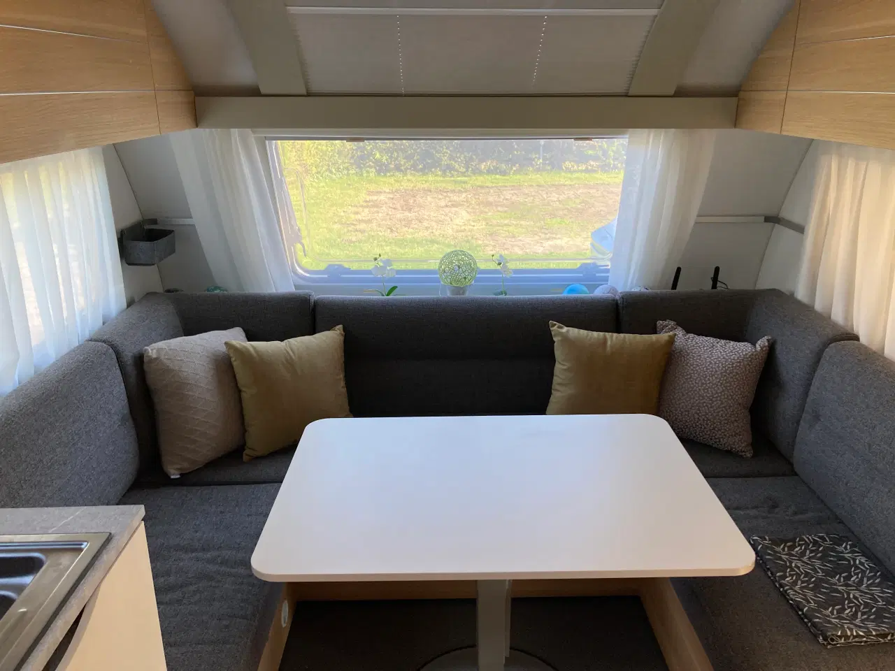 Billede 12 - Campingvogn med fortelt