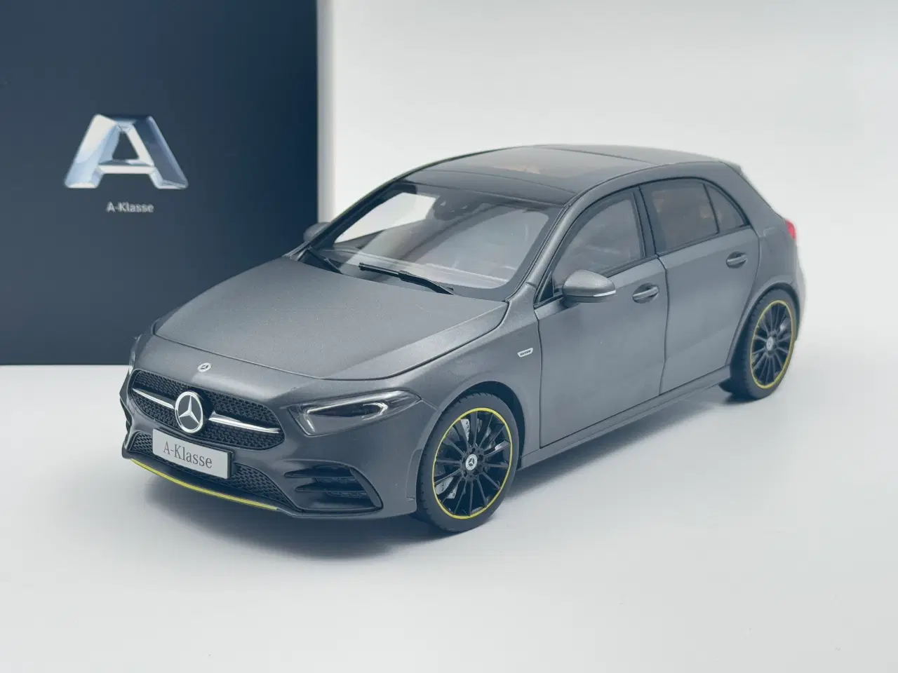 Billede 1 - 2018 Mercedes A-Klasse Edition AMG - 1:18