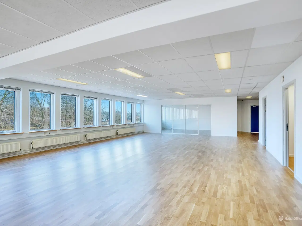 Billede 6 - Kontor. administration. showroom. callcenter. webshop. let montage mm.