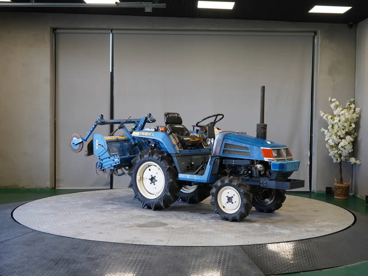 Billede 7 - ISEKI MINI TRAKTOR TU150F – LANDHØJDE 150 DIESEL