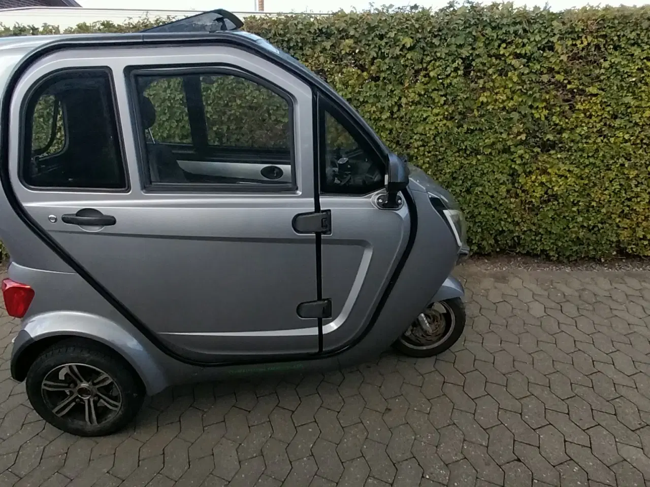 Billede 2 - Brugt Bach 26 Delux S100 Kabinescooter