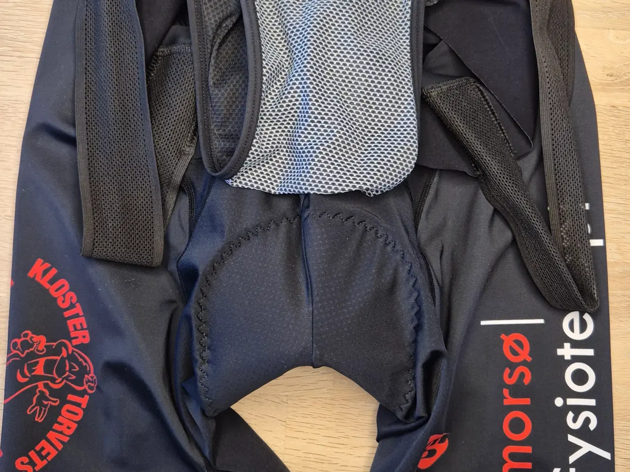 Billede 3 - Div cykeludstyr, sko mm.