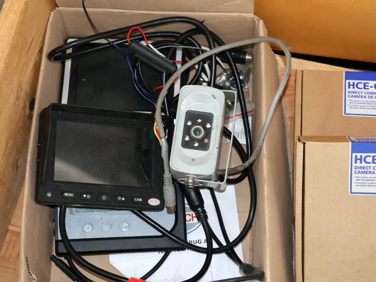 Billede 7 - Bak-kameraer, side-kameraer, navigation, gps.....