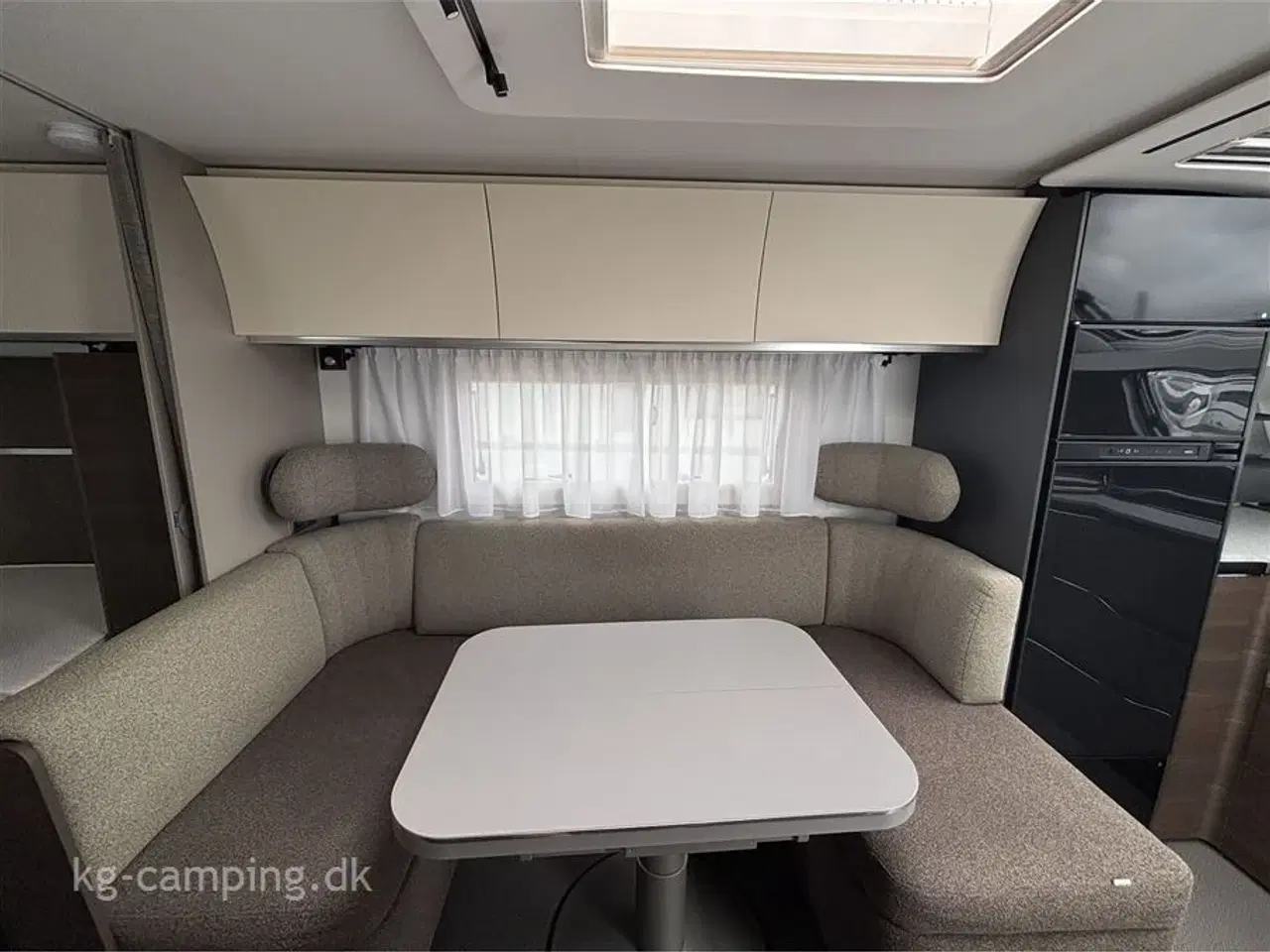 Billede 7 - 2022 - Adria Alpina 663 HT   Luksus, komfort og vinterklar design – perfekt til helårscamping