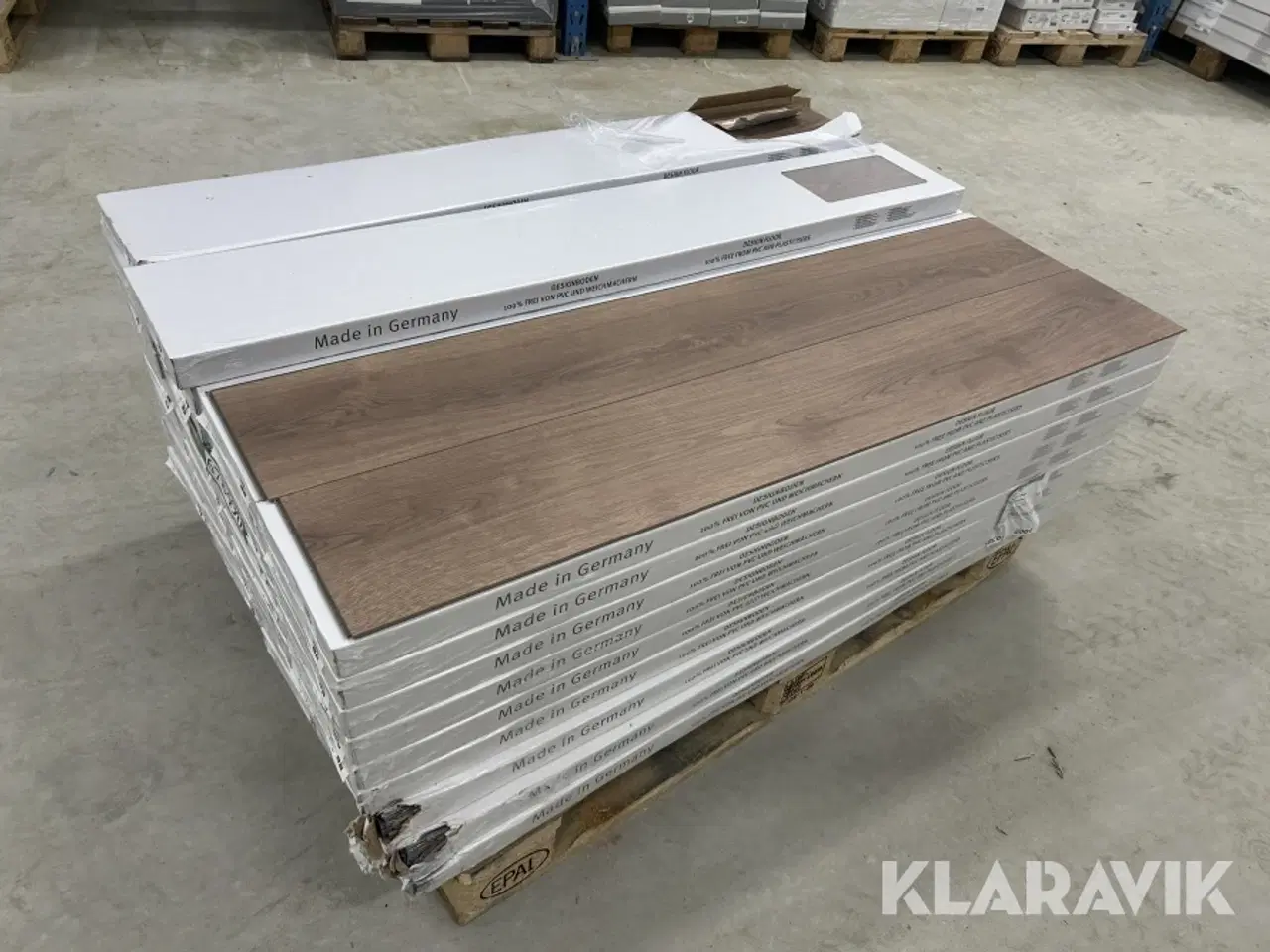Billede 1 - SPC-gulv Design Boden VE44 Eiche Kalmar røget 99 m2