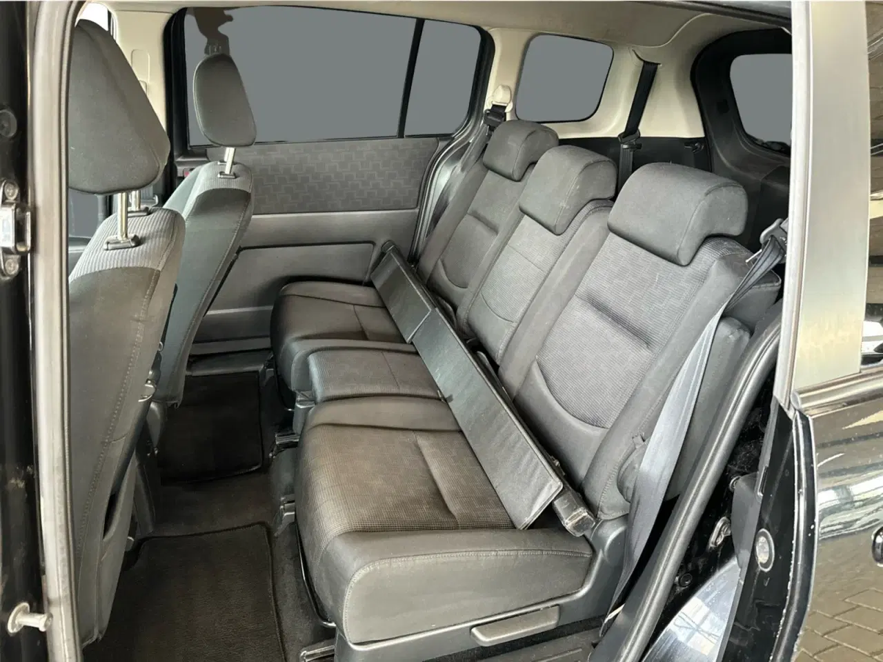 Billede 11 - Mazda 5 2,0 DE 143 Sport 7prs
