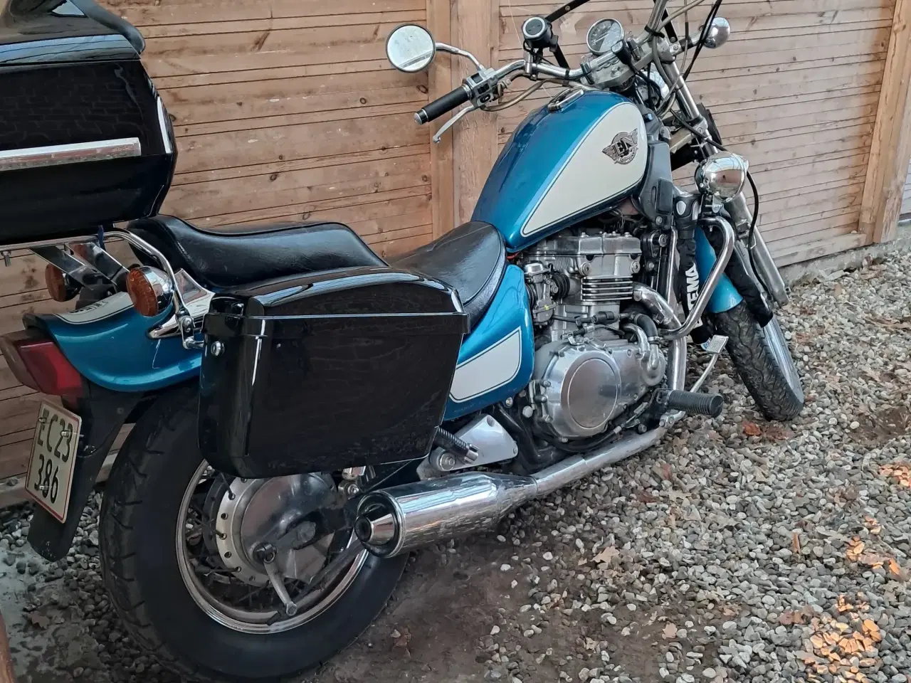 Billede 1 - Ny pris kom så fin mc til få penge 