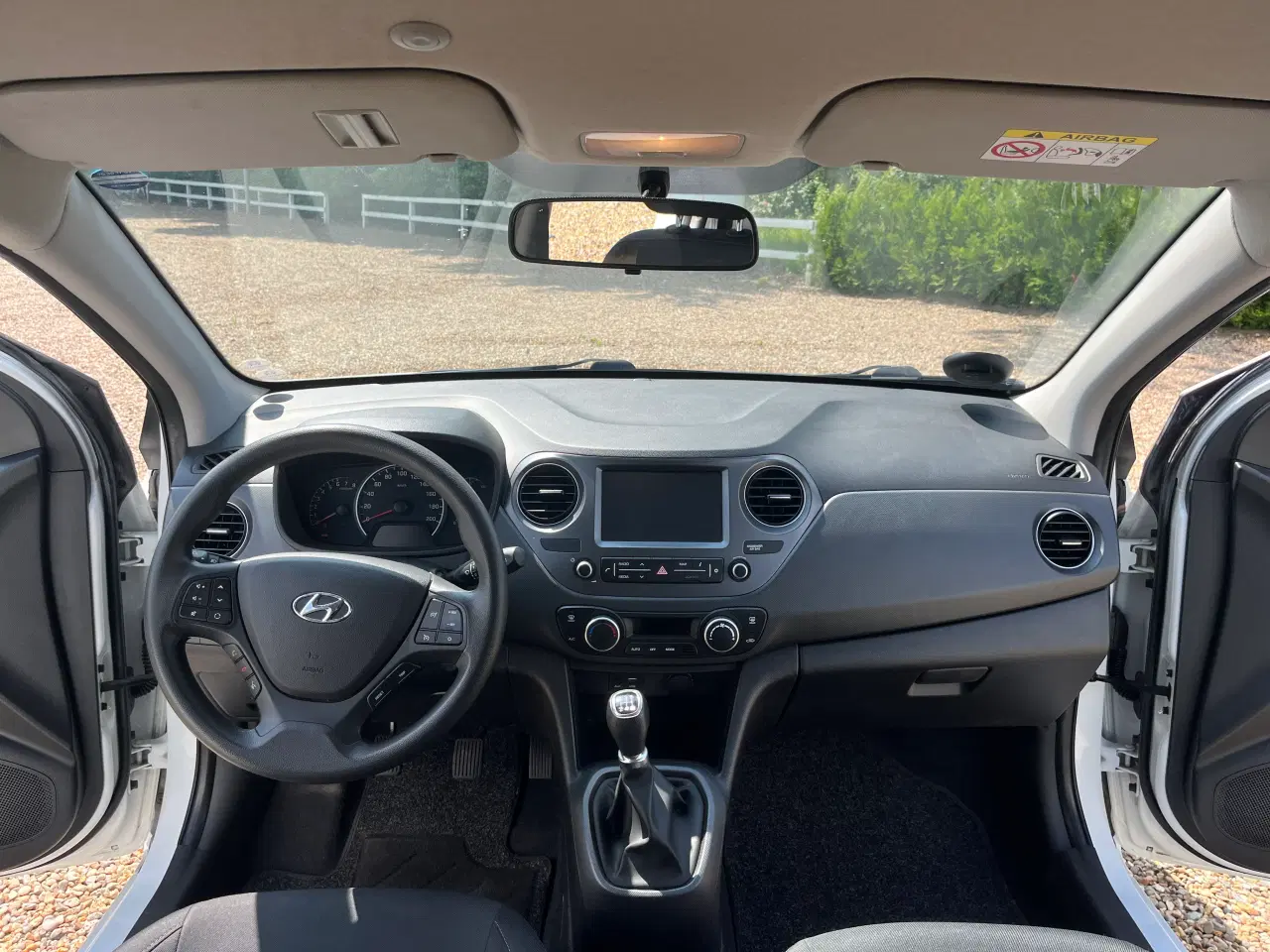 Billede 9 - super velholdt Hyundai i10 1,0 Touch fra 2018