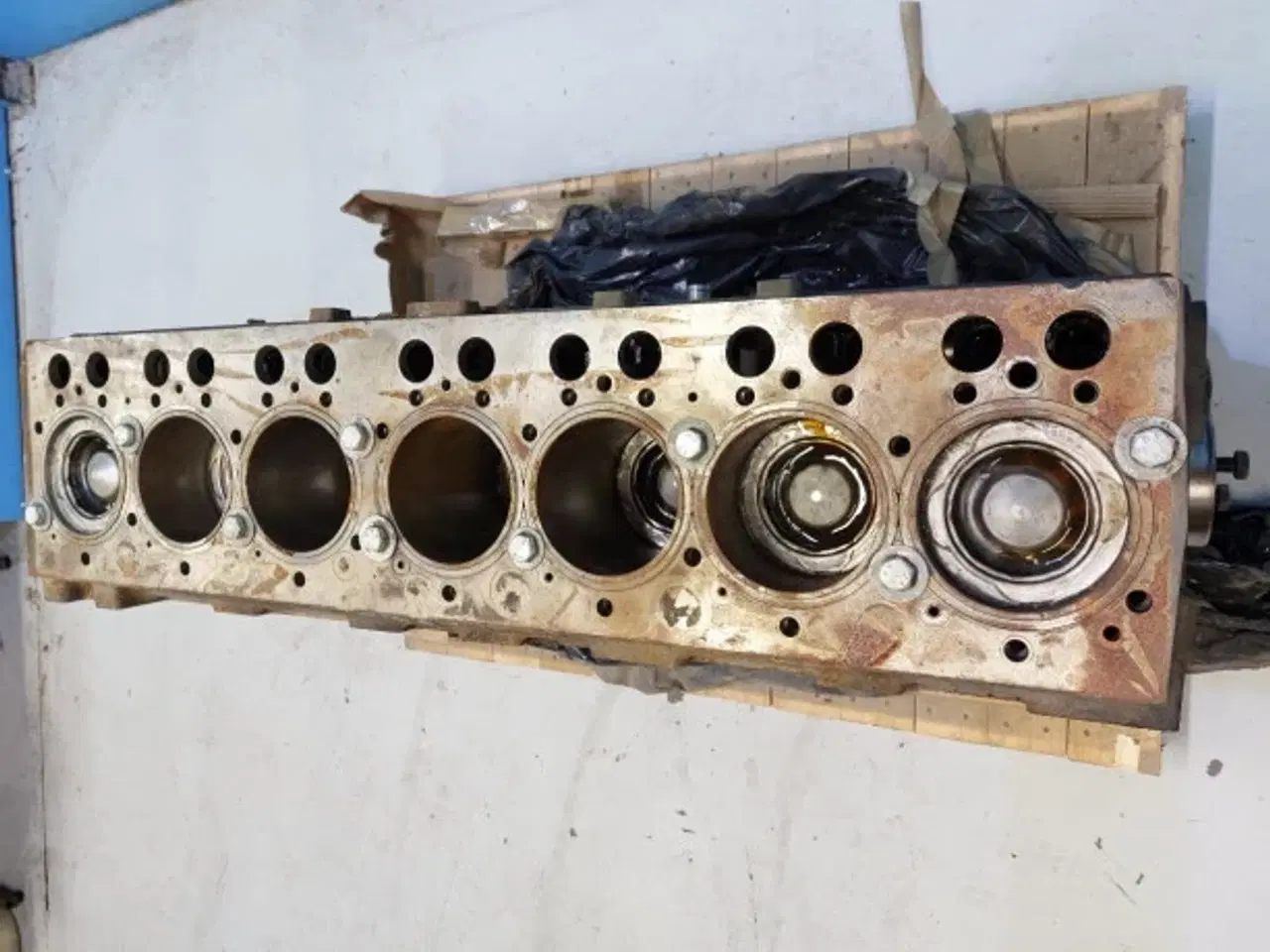 Billede 4 - Massey Ferguson 9380 Motorblok 865477030x