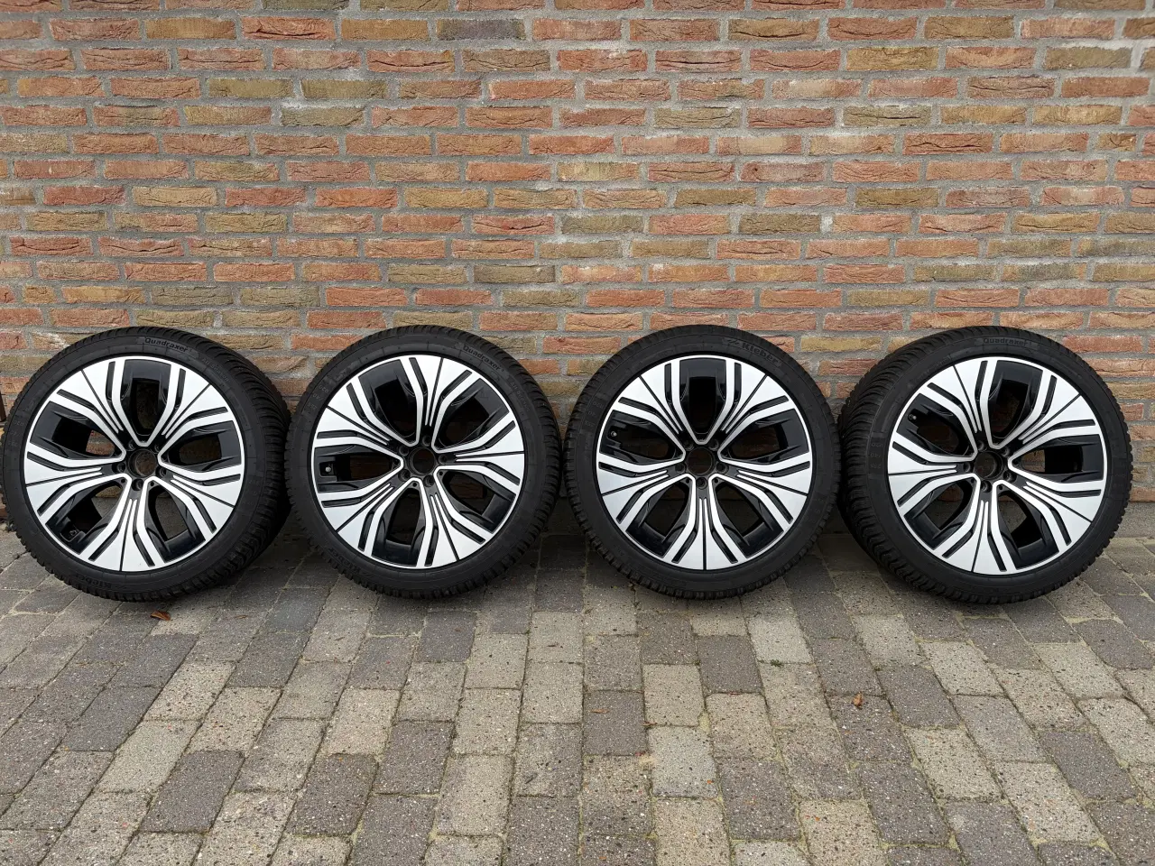 Billede 1 - NY PRIS! 20” Mercedes Orig Alu med helårs KLEBER