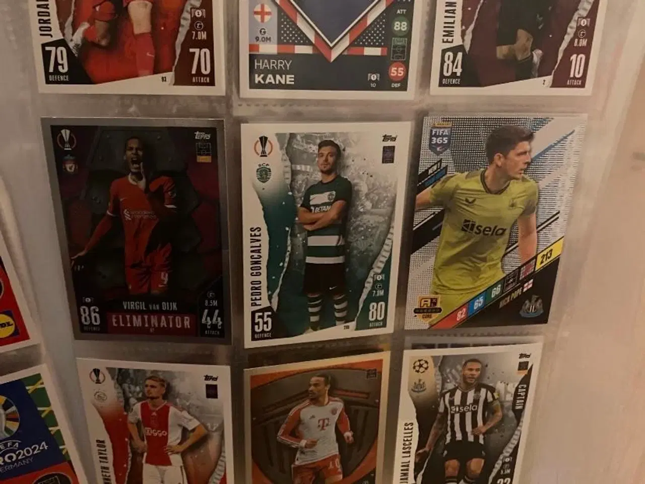 Billede 4 - Fodbold samlekort i mappe 