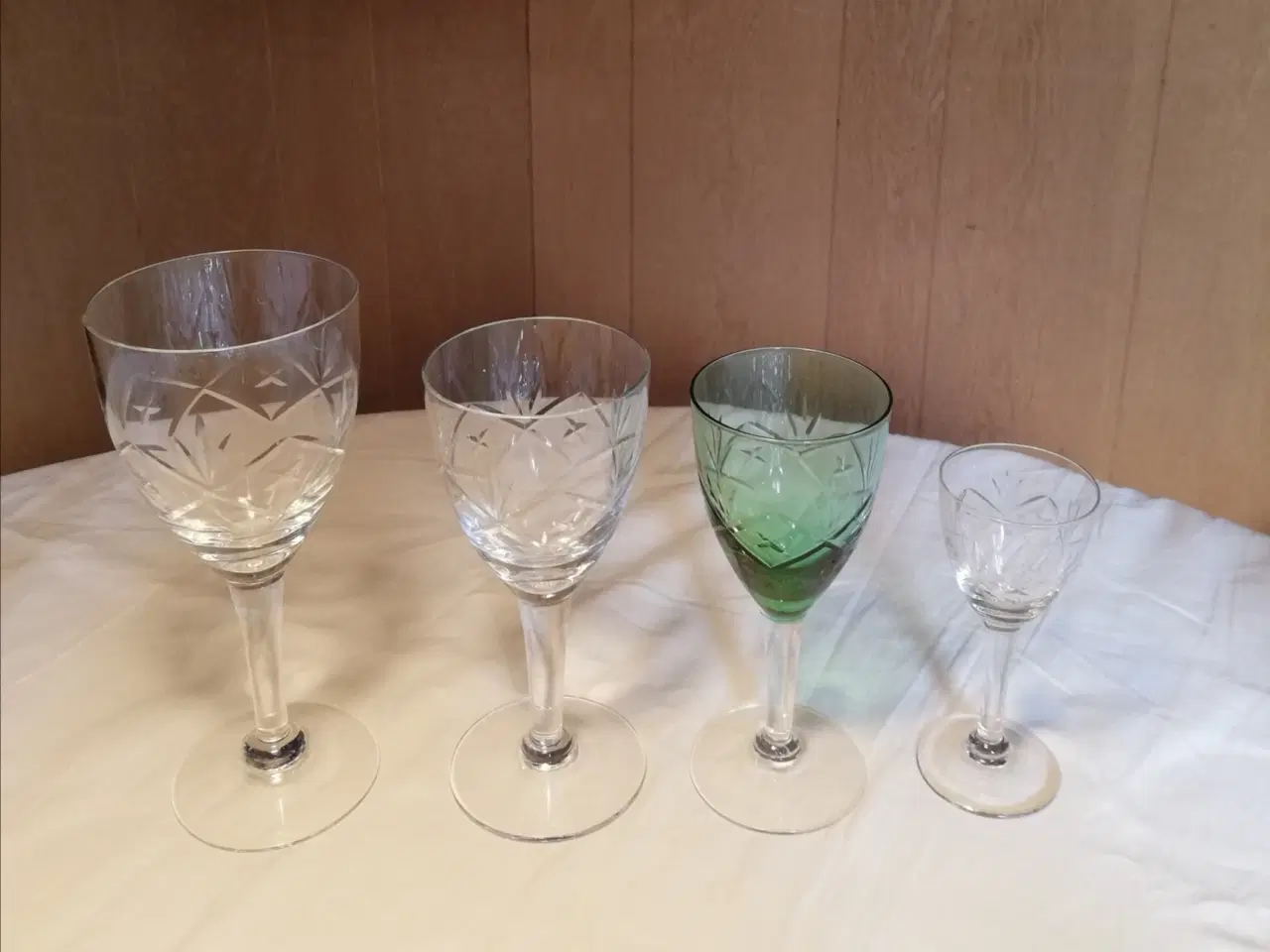 Billede 2 - Ulla glas fra Holmegaard højde 18 cm m.m.