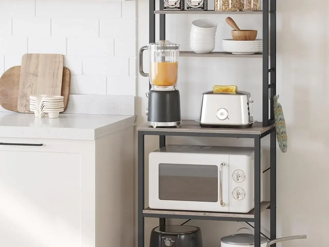 Billede 3 - Køkkenreol fritstående mikrobølgeovnshylde, 6 hylder, 6 kroge, stålramme, industrielt design, 40 × 60 × 167 cm, greige/sort