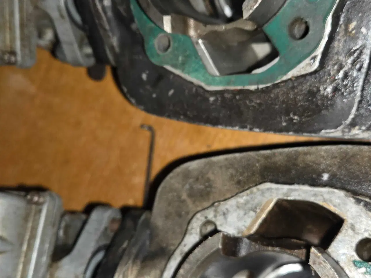 Billede 3 - Suzuki T250 dele