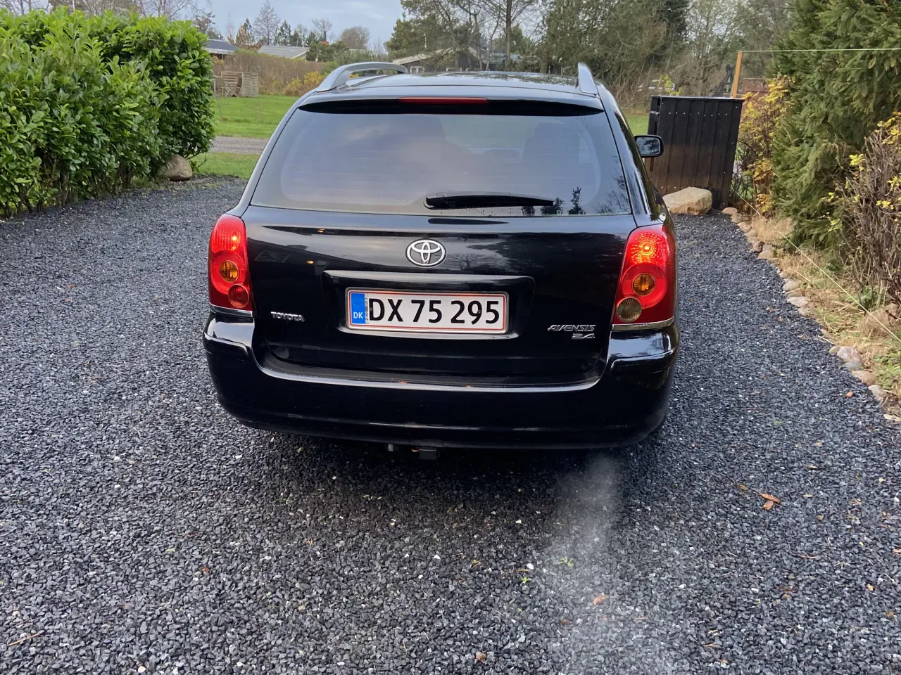 Billede 4 - Toyota Avensis 2,4 Aut. Benzin meget velholdt 