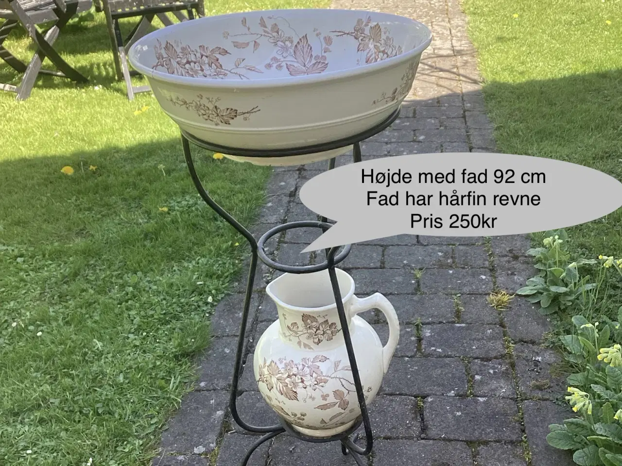 Billede 1 - Flot servantesæt feks til planter 