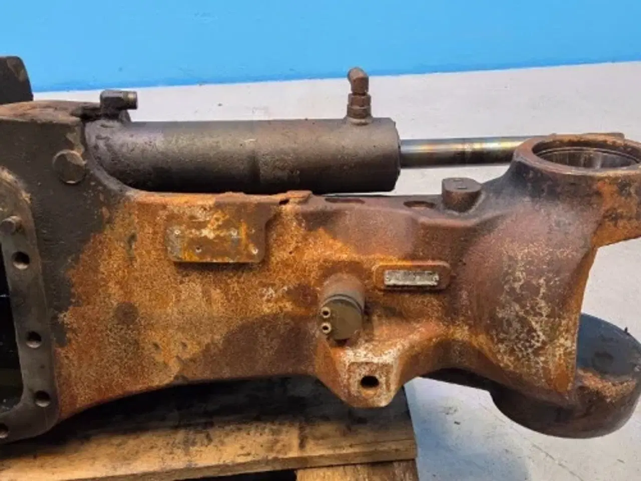 Billede 16 - Case Optum 300 Foraksel Hus 47489534