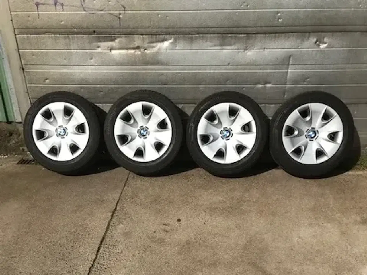 Billede 2 - BMW 1 serie van 16" stålhjul med kapsler